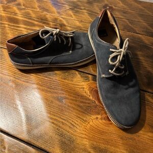 JOHNSTON & MURPHY men's mcguffey plain toe oxford shoes in navy. Size 11 1/2